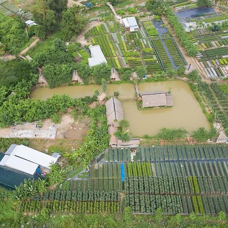 Maison En Bambou Phong-Le Vent Sa Dec Exteriér fotografie